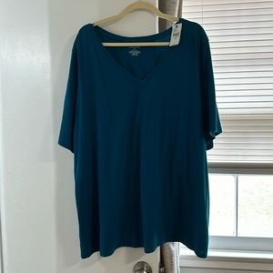 NWT LANE BRYANT V NECK TEE SIZE 26:28 DEEP TEAL
